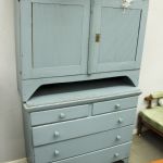 929 8584 CUPBOARD